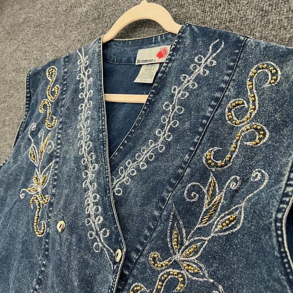 Vintage License Womens Denim Vest Size L Embellished Acid Wash Double Breasted - Picture 4 of 10